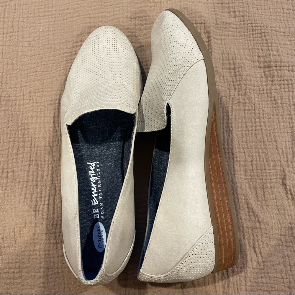 Women's Nude Heeled Loafer